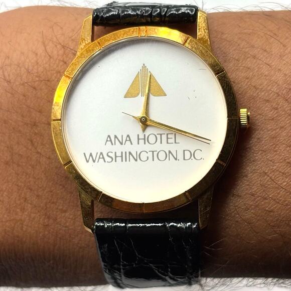 Gold Washington Watch - Picture 1 of 6